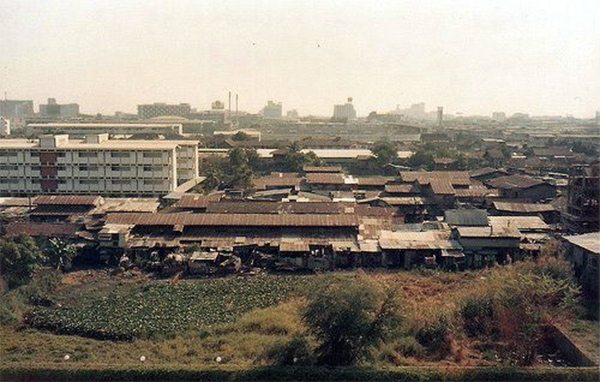 Pathumwan Slums (Now MBK)