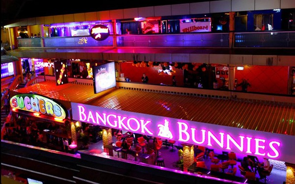best place to stay in bangkok